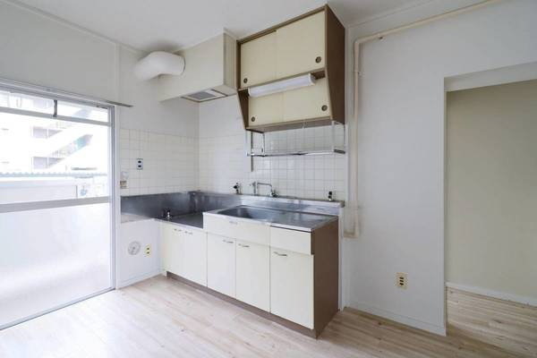 ビレッジハウス東光台1号棟のキッチン|ビレッジハウスの同一物件・同一タイプの間取りの写真です