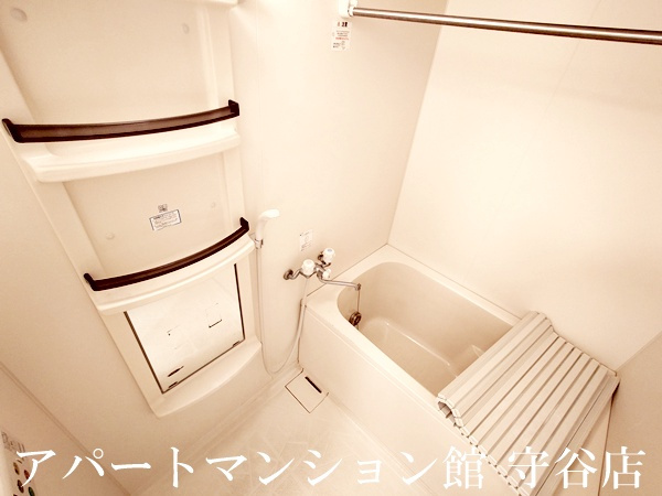 ウエストアールの浴室