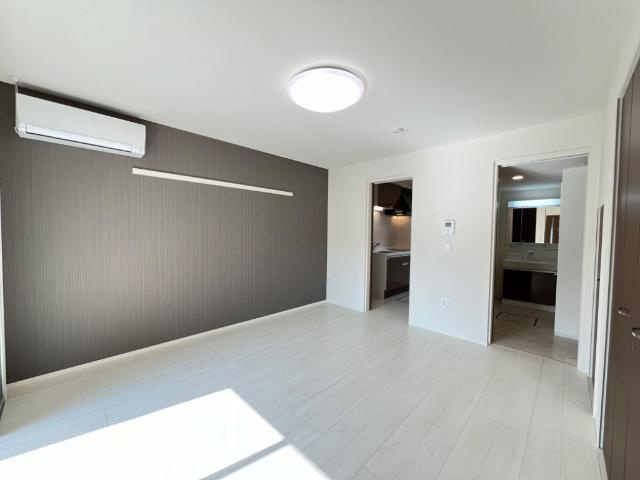 Familie B （ファミリエB）の居間・リビング|洋室