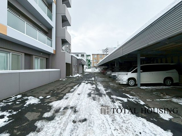 【駐車場】 | エクセルシオール菊水Ⅲ | 屋根付き駐輪場です。