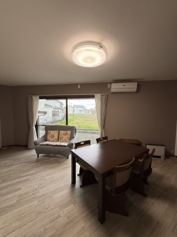 岩出市吉田・中古戸建・54744の居間・リビング