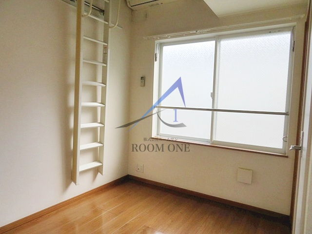 クレールメゾンの居間・リビング|洋室のお部屋です。