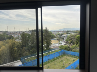 【展望】 | 横浜市泉区新橋町　中古住宅　全１棟 | 西側窓