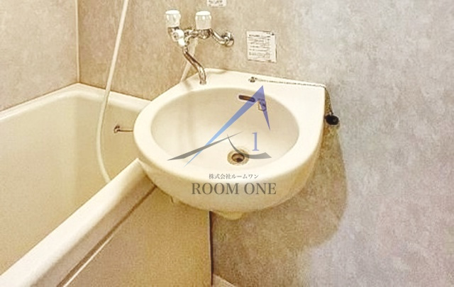 建愛ビルの洗面所|洗面台です。