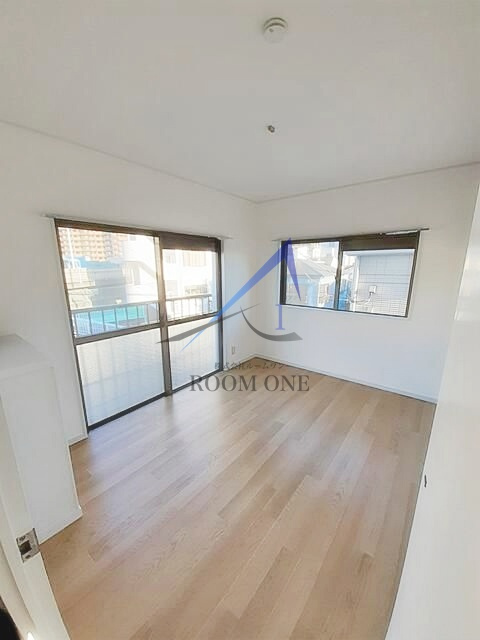 スプリングサンハイムの居間・リビング|洋室のお部屋です。