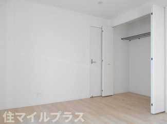 【洋室】 | 本宮市仁井田新築一戸建て2棟 | 明るい洋室です