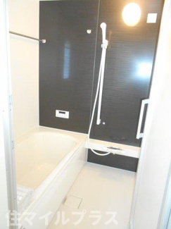 【浴室】 | 本宮市仁井田新築一戸建て2棟 | きれいなお風呂です