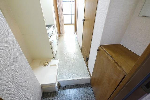 新大宮シティ・パルの玄関