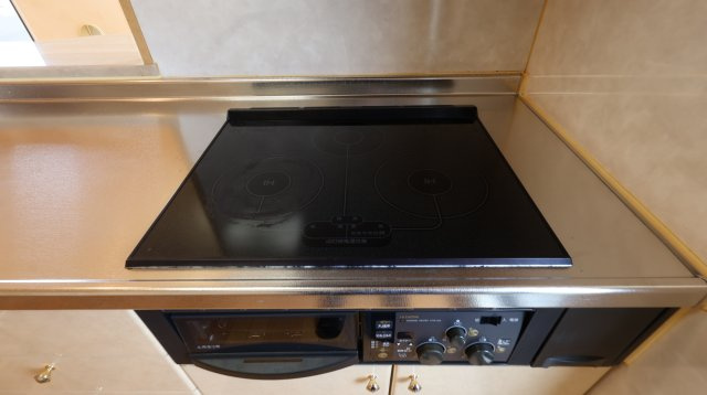 サンシティ大正町のキッチン|安心のIHクッキングヒーター！