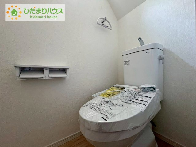 那珂市瓜連第14　新築戸建　6号棟のトイレ|トイレは1F、2F共に完備！取り合いになることがありませんね(^^)/