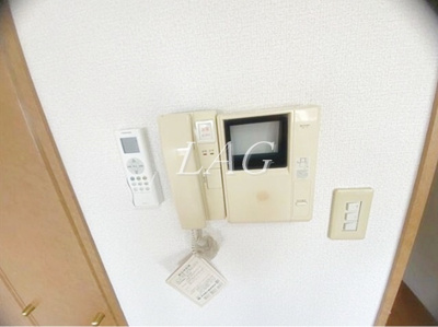 【セキュリティ】 | ドルチェ・ロイヤルステージ新大塚 | モニター付きインターフォンです。