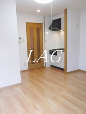 【居間・リビング】 | カーサ・コモドＫ | 洋室のお部屋です。