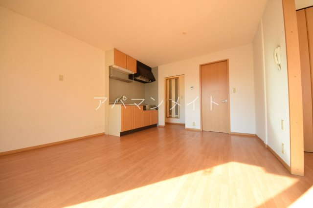 【居間・リビング】 | コーポソレジオ | 戸塚周辺ならアパマンメイトへＬｅｔｓ Ｇｏ ！