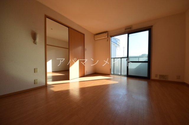 【居間・リビング】 | コーポソレジオ | 戸塚周辺ならアパマンメイトへＬｅｔｓ Ｇｏ ！