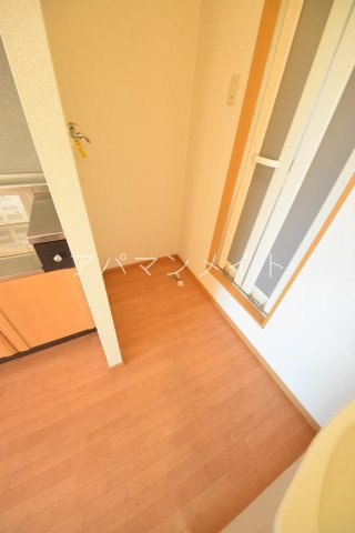 【設備】 | コーポソレジオ | 室内洗濯機置き場になります