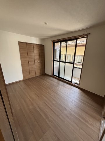 ランドステージの居間・リビング|和室から洋室へ変更！