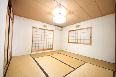 【和室】 | 大津市仰木の里東3丁目5-13　中古戸建 | 二階和室