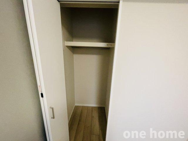 ジャルダン東淀川の収納|◆北東側洋室にはクローゼット完備！
◆令和8年1月室内フルリフォーム完了！手直しなしでお住まいいただけます！