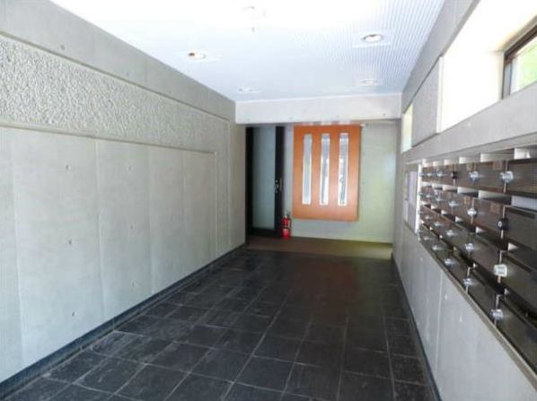 新宿区高田馬場１丁目の賃貸マンションのロビー|メールボックス☆