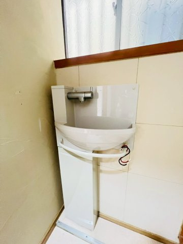 東垂水2丁目貸家の洗面所