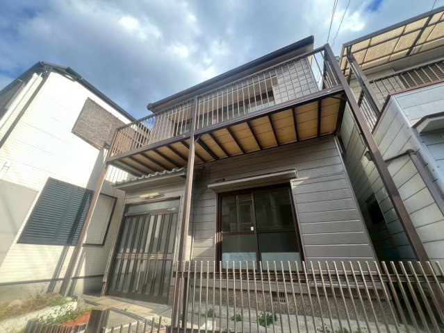 東垂水2丁目貸家の外観