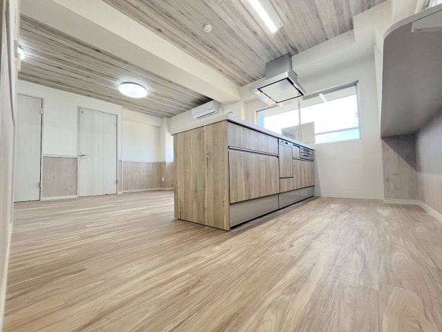 ネットビル9の居間・リビング