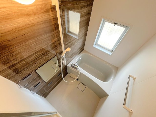 ネットビル9の浴室