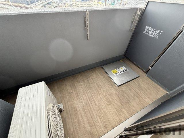 アドバンス大阪ヴェンティのバルコニー