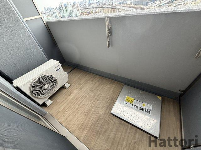 アドバンス大阪ヴェンティのバルコニー