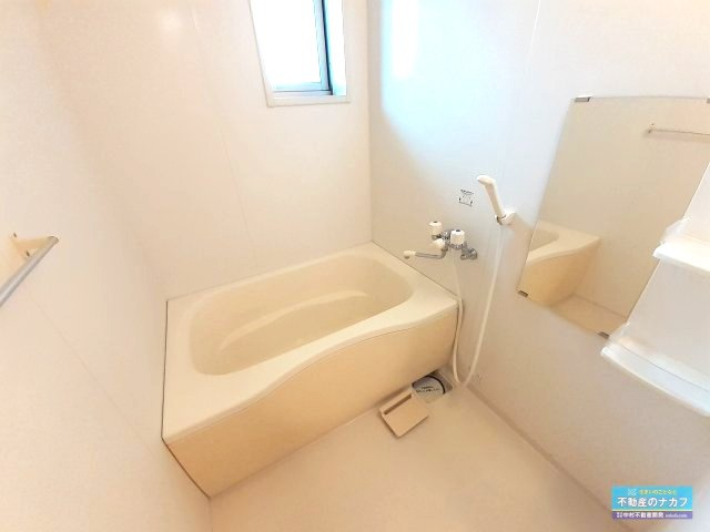 メゾンスリーゼⅢの浴室|※同タイプの部屋写真です