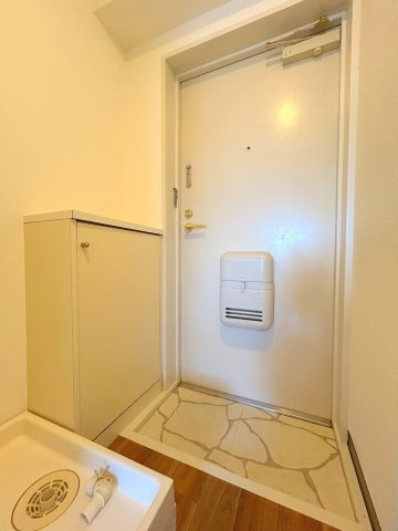 【玄関】 | パステルクボ15