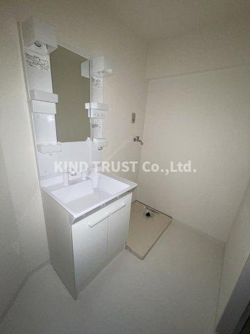 梅田プレミアムコートの洗面所|スペースが確保できる洗面所です