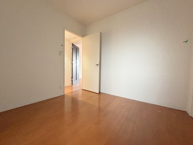 セノアタワー新大阪の洋室