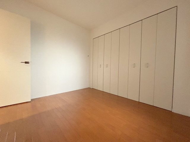 セノアタワー新大阪の洋室