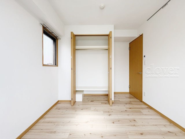【寝室】 | アイディ西馬込 | 洋室1　大きな収納力が魅力の洋室。多くのお客様から、「欲しいもの＝収納」という声をいただきますが、まさにこのようなお部屋は需要の高さを感じます。～即日のご見学可能～　お問合せはお気軽にどうぞ。