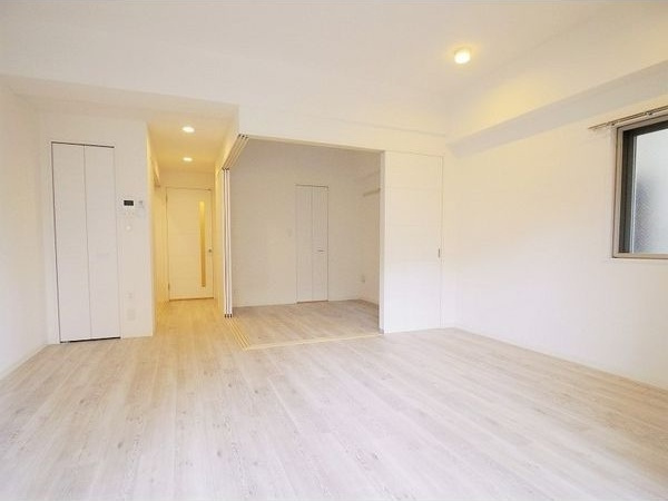 Urban Cloud Izumi(アーバンクラウド泉)の居間・リビング