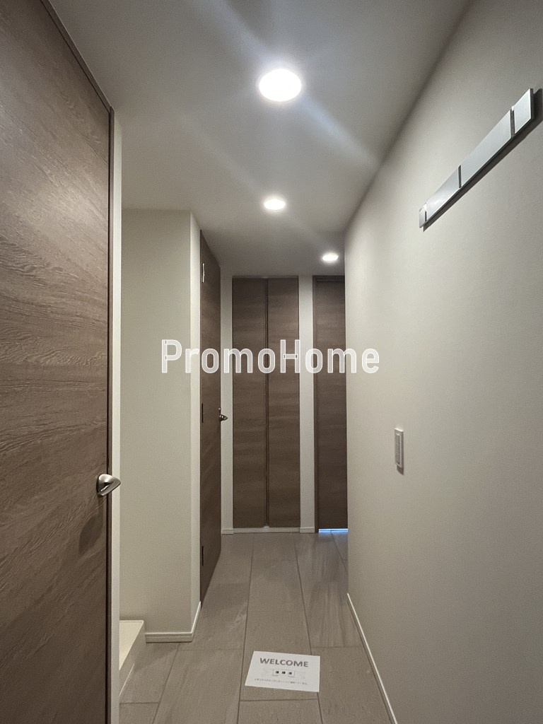 ザ・パークワンズ神田の玄関