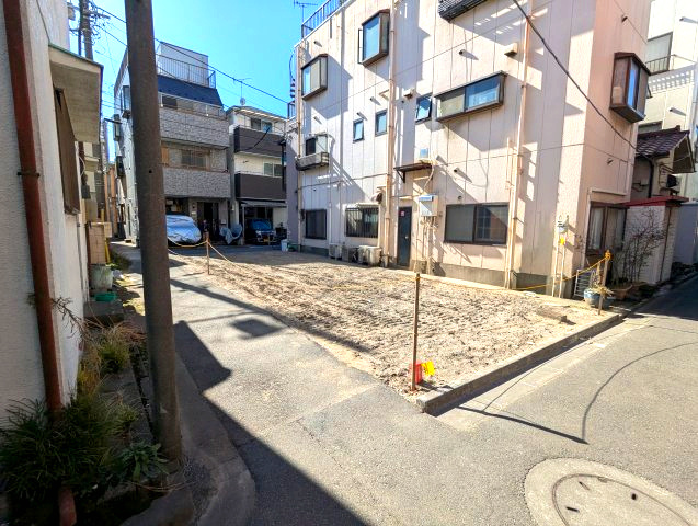 江東区東砂８丁目の建築条件付売地の外観|解体完了して更地になりました。３方角地風で陽当たり良好です。