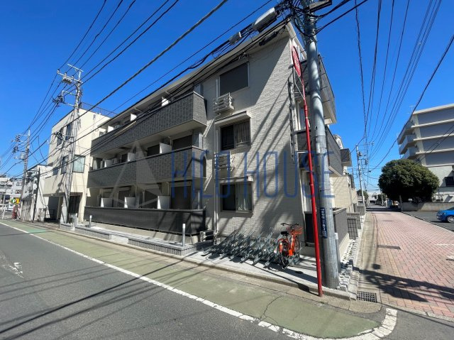 スリール　ドゥの外観