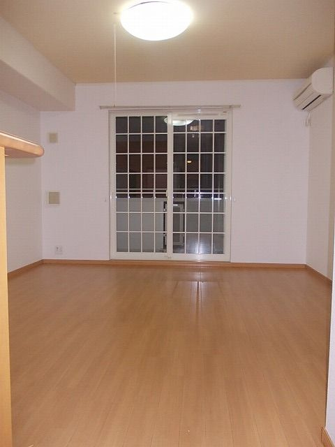 メラ　ロッソ　プリモの居間・リビング