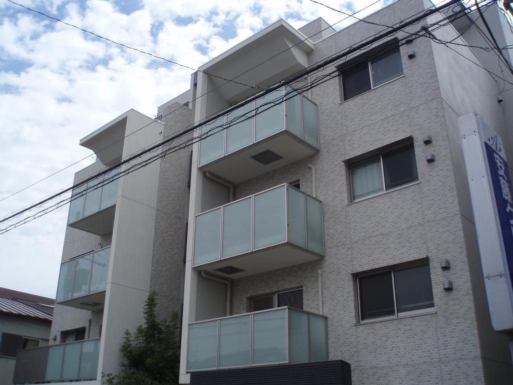 バロンガーデン武庫之荘の外観