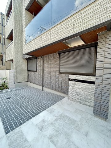Via Sole 六甲道の駐車場