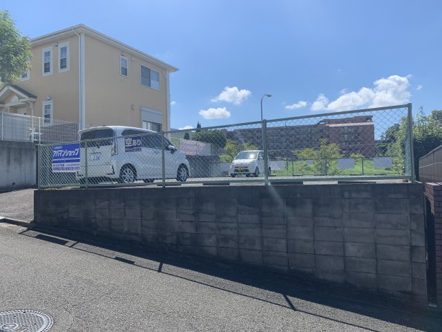 桜が丘駐車場