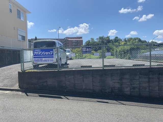 桜が丘駐車場