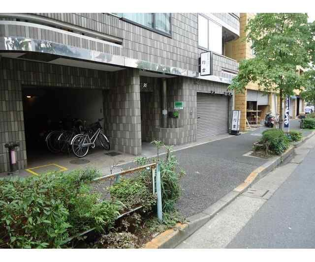 ＡＫＫレジデンス新宿のエントランス