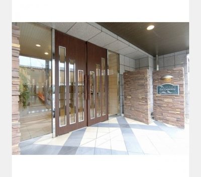 【エントランス】 | エスト・リュミエール