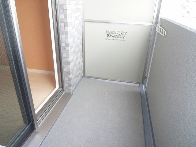 エスリード三宮旭通のバルコニー