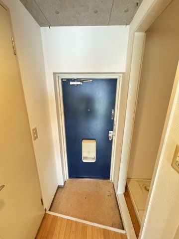 コスモメイト北野の玄関