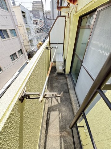 コスモメイト北野のバルコニー