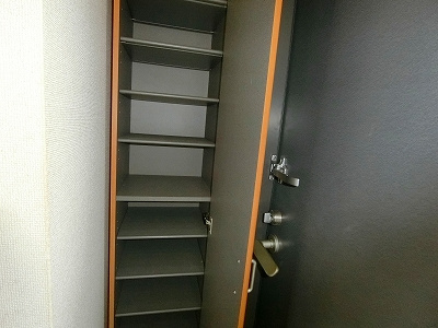 フローラ東中野 の収納